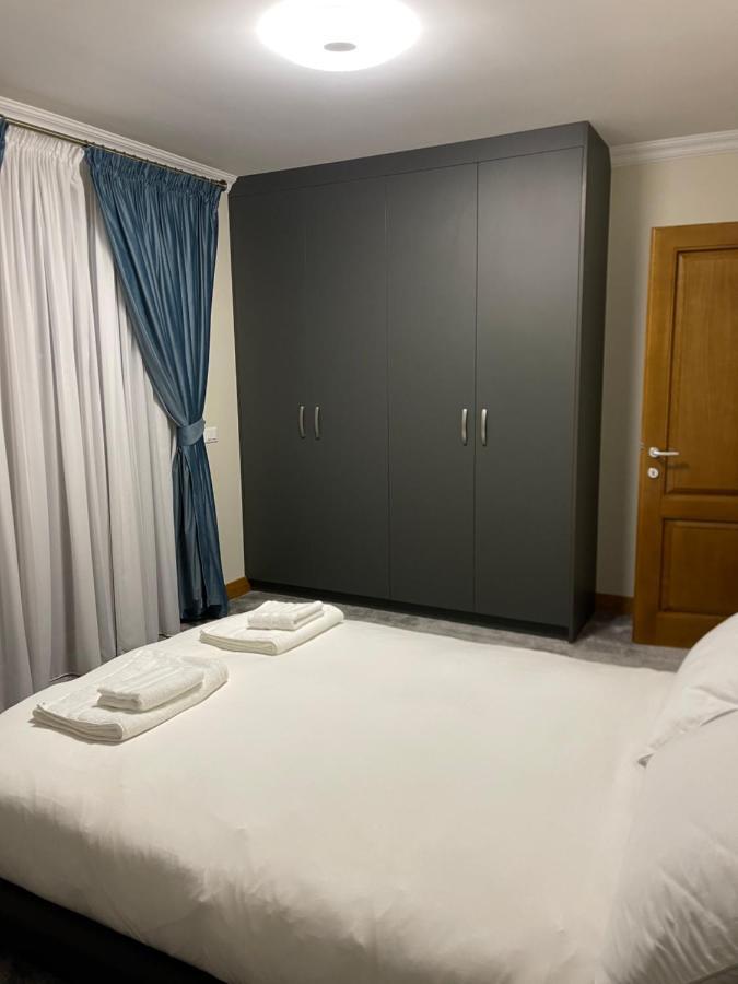 Sunny House Villa Suceava Luaran gambar